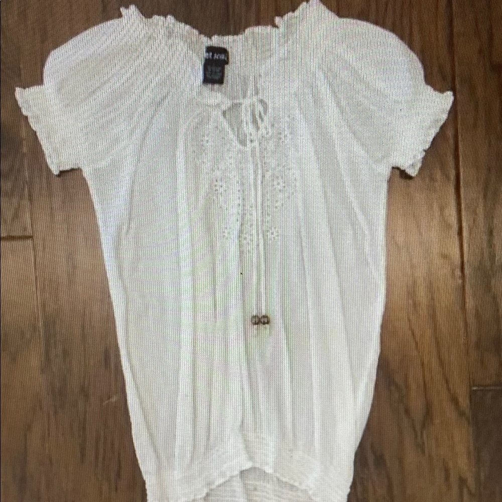 Wet seal white top with tassels
